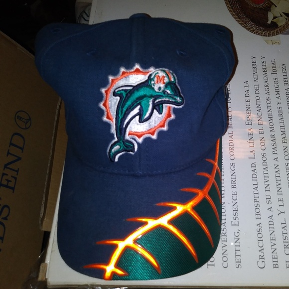 Retro Miami Dolphins Hat - Picture 1 of 4